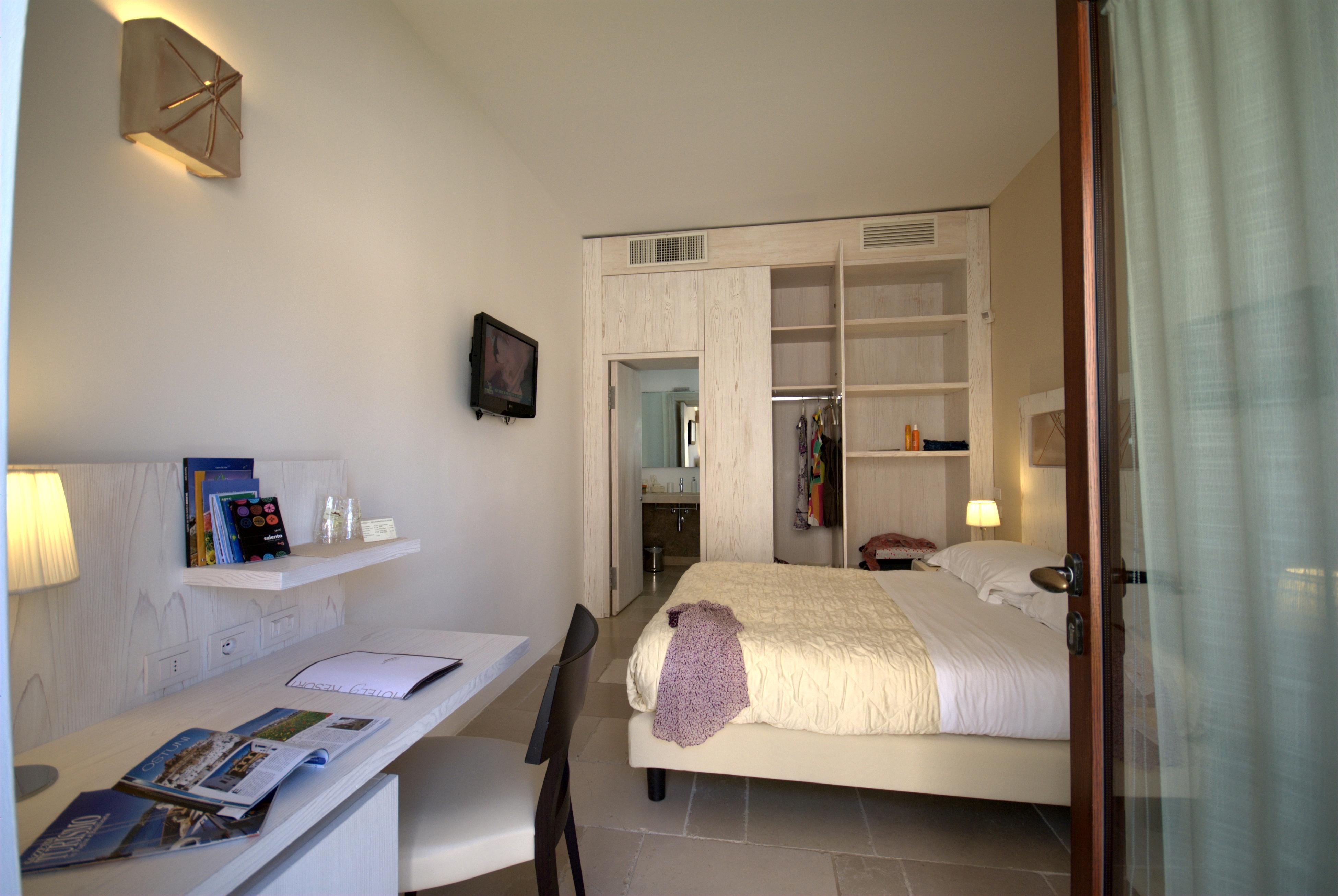 Masseria Corda Di Lana Hotel & Resort Torre Lapillo Exterior photo